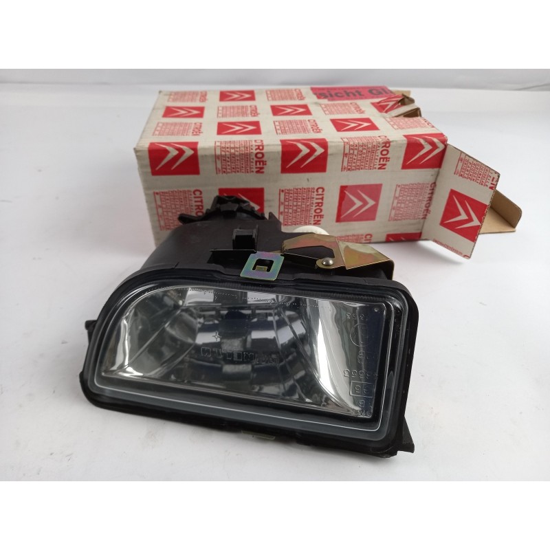 Phares Antibrouillard PEUGEOT/CITROEN 95668023  Pièce d'origine oem
