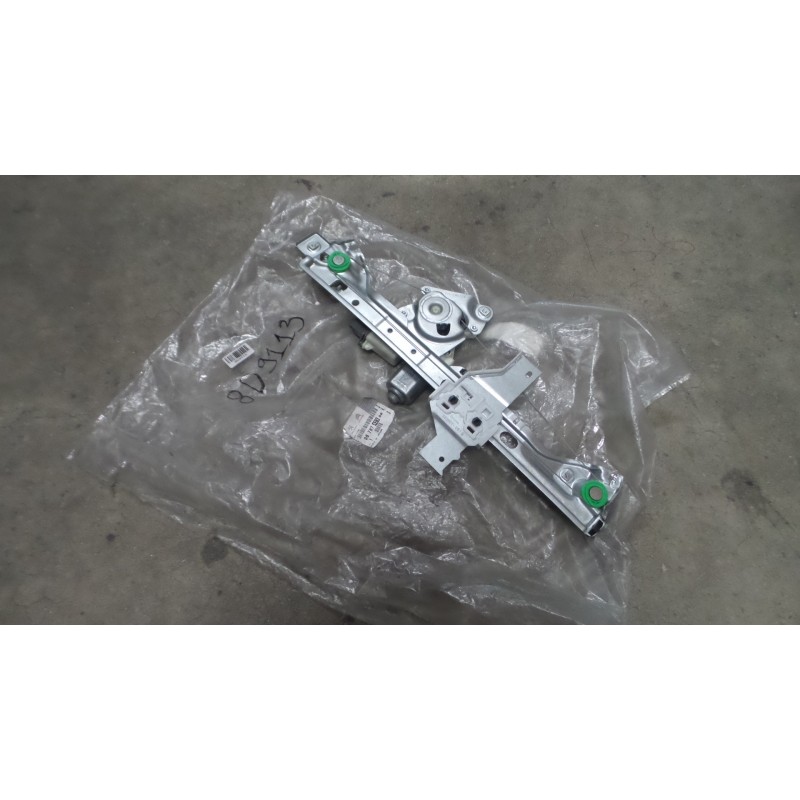 Lève Vitres PEUGEOT/CITROEN 9678742380  Pièce d'origine oem