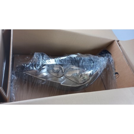 Phare PEUGEOT/CITROEN 9800553280 Pièce d'origine oem Phare PEUGEOT/CITROEN 9800553280 Pièce d'origine oem