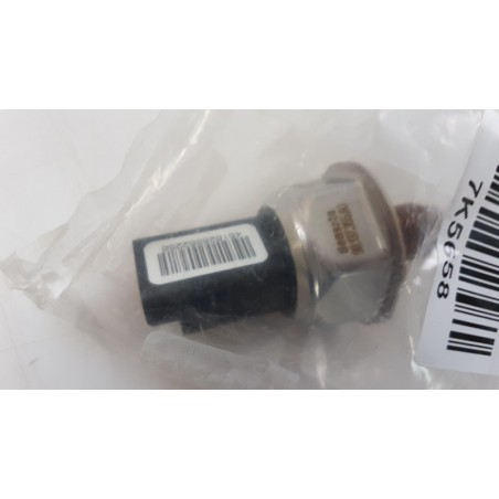 Capteur PEUGEOT/CITROEN 9813735580 Pièce d'origine oem Capteur PEUGEOT/CITROEN 9813735580 Pièce d'origine oem