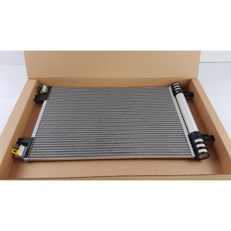 Condenseur De Climatisation PEUGEOT/CITROEN 9816746580  Pièce d'origine oem