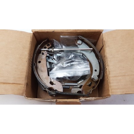 Mâchoires De Frein PEUGEOT/CITROEN E170034  Pièce d'origine oem