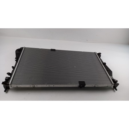 Radiateur De Refroidissement Du Moteur RENAULT 214109682R Pièce d'origine oem Radiateur De Refroidissement Du Moteur RENAULT 214109682R Pièce d'origine oem
