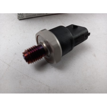 Capteur Pour Pression De Carburant RENAULT 7701068387 Pièce d'origine oem Capteur Pour Pression De Carburant RENAULT 7701068387 Pièce d'origine oem