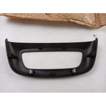 Garniture Ornementale RENAULT 8200945539 Pièce d'origine oem Garniture Ornementale RENAULT 8200945539 Pièce d'origine oem