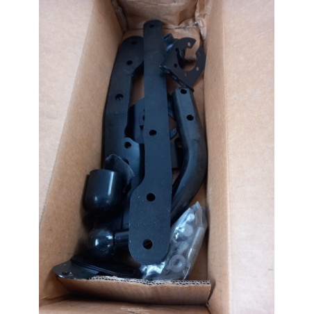 Kit De Montage De Crochet D''Attelage RENAULT 8201153897 Pièce d'origine oem Kit De Montage De Crochet D''Attelage RENAULT 8201153897 Pièce d'origine oem