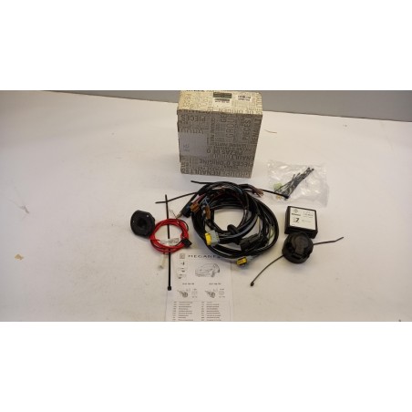 Kit Électrique De Crochet D''Attelage RENAULT 8201406797 Pièce d'origine oem Kit Électrique De Crochet D''Attelage RENAULT 8201406797 Pièce d'origine oem