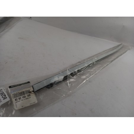 Joint Pour Porte-Fenêtre RENAULT 828216579R Pièce d'origine oem Joint Pour Porte-Fenêtre RENAULT 828216579R Pièce d'origine oem
