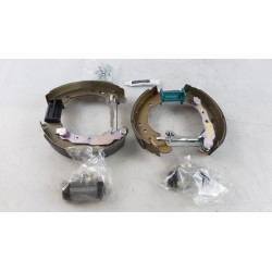 Mâchoires De Frein RENAULT 8671018154  Pièce d'origine oem