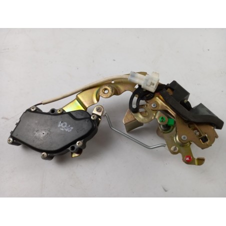 Serrure De Porte SUBARU 8230268B22  Pièce d'origine oem