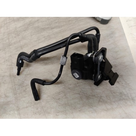 Tuyau VAG 04L131051M Pièce d'origine oem Tuyau VAG 04L131051M Pièce d'origine oem