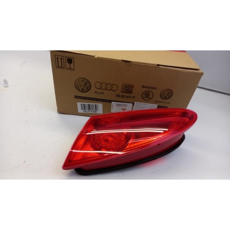 Feu Arrière VAG 1P0945108E Pièce d'origine oem Feu Arrière VAG 1P0945108E Pièce d'origine oem