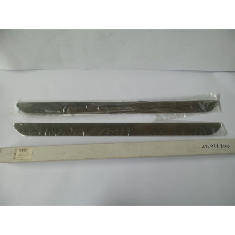 Ensemble De Garniture Pour Seuil VAG 1SL071300  Pièce d'origine oem