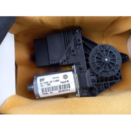 Moteur Électrique De Lève-Vitre VAG 3B0959812A Pièce d'origine oem Moteur Électrique De Lève-Vitre VAG 3B0959812A Pièce d'origine oem