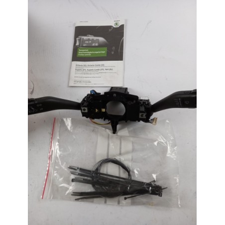 Commutateur De Commande Pour Régulateur De Vitesse VAG 3T0054690 Pièce d'origine oem Commutateur De Commande Pour Régulateur De Vitesse VAG 3T0054690 Pièce d'origine oem