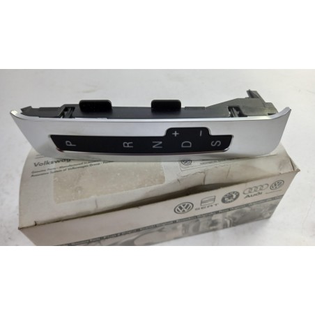 Partie/Garniture De La Console Centrale VAG 4F1713463DSKF Pièce d'origine oem Partie/Garniture De La Console Centrale VAG 4F1713463DSKF Pièce d'origine oem