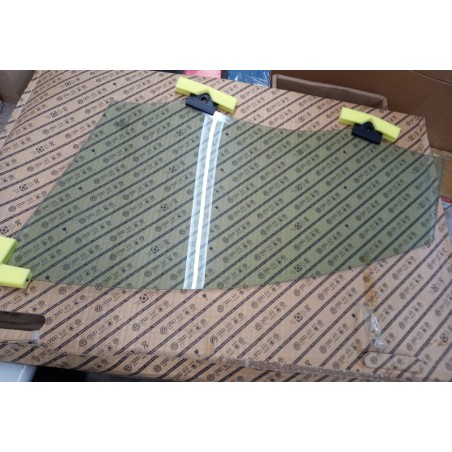 Fenêtre De Porte VAG 4L0845022A Pièce d'origine oem Fenêtre De Porte VAG 4L0845022A Pièce d'origine oem