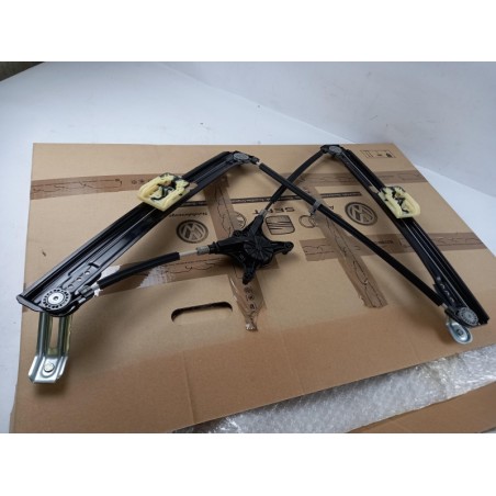 Lève Vitres VAG 575837461A  Pièce d'origine oem