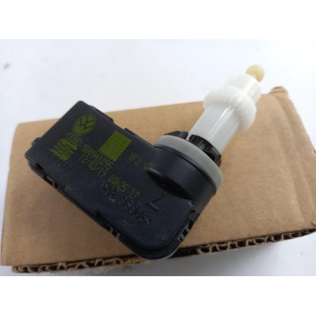Servomoteur Pour Correcteur De Portée VAG 5G0941295 Pièce d'origine oem Servomoteur Pour Correcteur De Portée VAG 5G0941295 Pièce d'origine oem