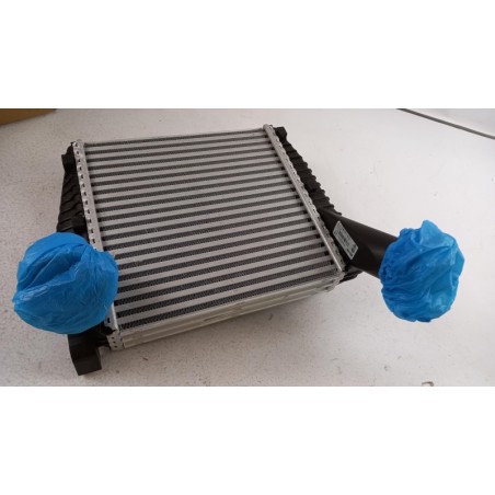 Intercooler De Turbocompresseur VAG 7L6145803E Pièce d'origine oem Intercooler De Turbocompresseur VAG 7L6145803E Pièce d'origine oem