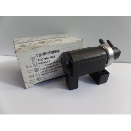 Convertisseur De Pression Pour Contrôle Des Gaz D''Échappement VAG 8E0906628 Pièce d'origine oem Convertisseur De Pression Pour Contrôle Des Gaz D''Échappement VAG 8E0906628 Pièce d'origine oem