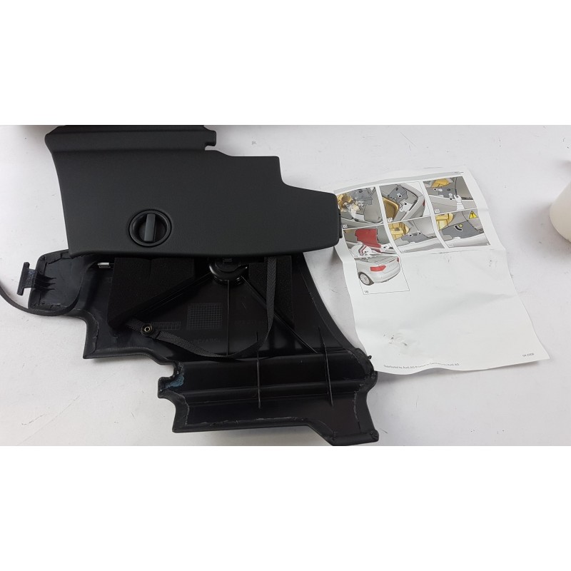 Couvrant VAG 8P7071669  Pièce d'origine oem