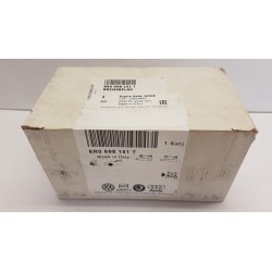 Plaquettes De Freins VAG 8R0698151T  Pièce d'origine oem