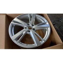 Jante VAG 8V0601025EM  Pièce d'origine oem