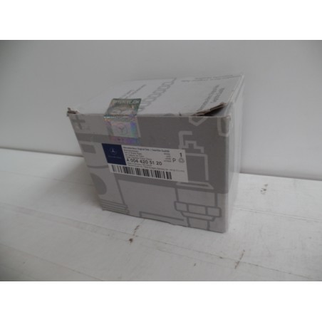Plaquettes De Freins MERCEDES-BENZ A0044205120 0044205120 Pièce d'origine oem Plaquettes De Freins MERCEDES-BENZ A0044205120 0044205120 Pièce d'origine oem