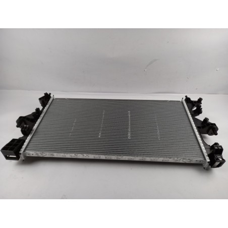 Radiateur De Refroidissement Du Moteur PEUGEOT/CITROEN 1680410280 Pièce d'origine oem Radiateur De Refroidissement Du Moteur PEUGEOT/CITROEN 1680410280 Pièce d'origine oem