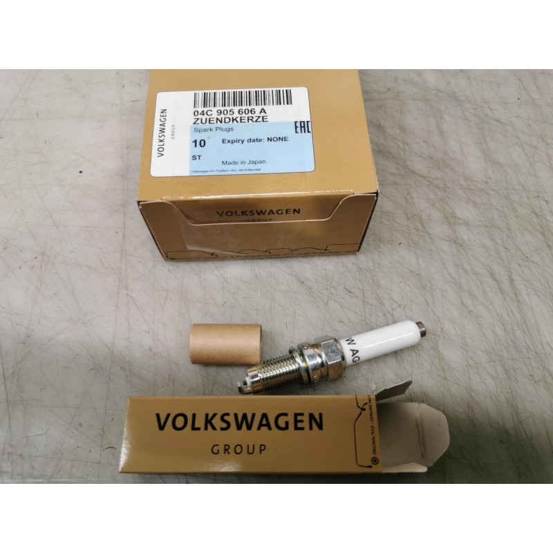 Bougie VAG 04C905606A  Pièce d'origine oem