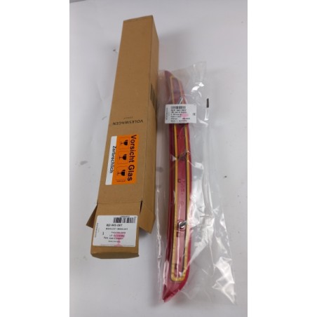 Feu De Freinage Auxiliaire VAG 8J0945097 Pièce d'origine oem Feu De Freinage Auxiliaire VAG 8J0945097 Pièce d'origine oem