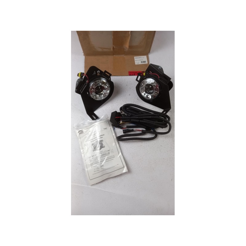 Feu Arrière NISSAN 9999900515  Pièce d'origine oem