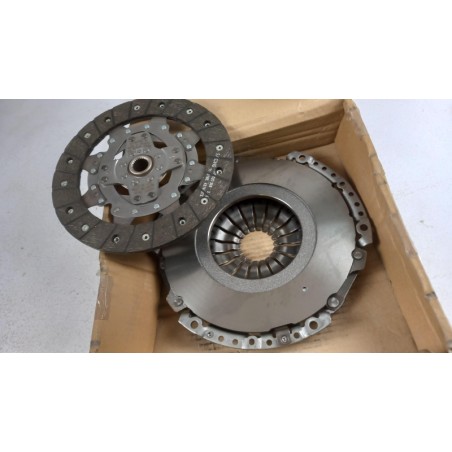 Kit D''Embrayage PEUGEOT/CITROEN 9823041680 Pièce d'origine oem Kit D''Embrayage PEUGEOT/CITROEN 9823041680 Pièce d'origine oem