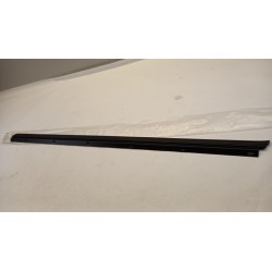 Joint Pour Porte-Fenêtre VAG 8N8837477A  Pièce d'origine oem