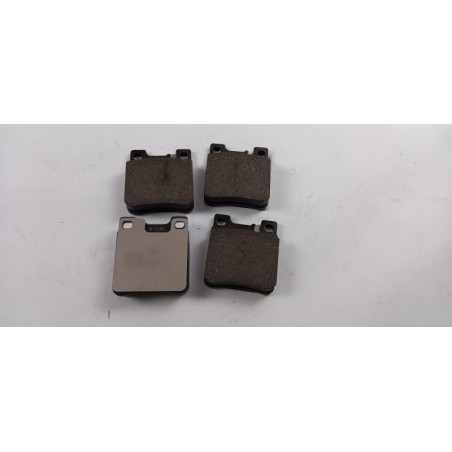 Plaquettes De Freins MERCEDES-BENZ A0034203020 0034203020 Pièce d'origine oem Plaquettes De Freins MERCEDES-BENZ A0034203020 0034203020 Pièce d'origine oem