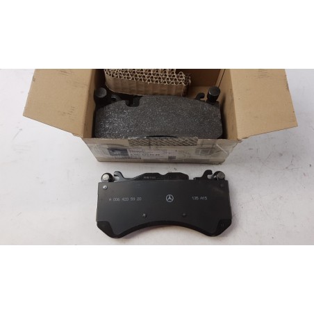 Plaquettes De Freins MERCEDES-BENZ A0074208920 0074208920 Pièce d'origine oem Plaquettes De Freins MERCEDES-BENZ A0074208920 0074208920 Pièce d'origine oem