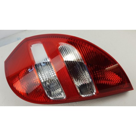 Feu Arrière MERCEDES-BENZ A1698200464 1698200464 Pièce d'origine oem Feu Arrière MERCEDES-BENZ A1698200464 1698200464 Pièce d'origine oem