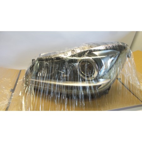 Phare MERCEDES-BENZ A2048203539 2048203539 Pièce d'origine oem Phare MERCEDES-BENZ A2048203539 2048203539 Pièce d'origine oem