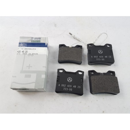Plaquettes De Freins MERCEDES-BENZ A0024204820 0024204820 Pièce d'origine oem Plaquettes De Freins MERCEDES-BENZ A0024204820 0024204820 Pièce d'origine oem