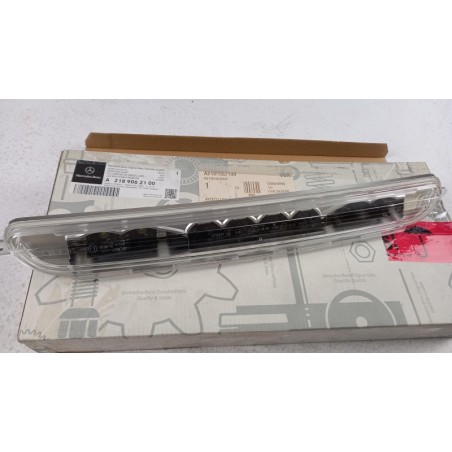 Feu Antibrouillard Arrière MERCEDES-BENZ A2189062100 2189062100 Pièce d'origine oem Feu Antibrouillard Arrière MERCEDES-BENZ A2189062100 2189062100 Pièce d'origine oem