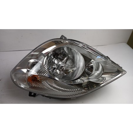 Phare MERCEDES-BENZ A9068200561 9068200561 Pièce d'origine oem Phare MERCEDES-BENZ A9068200561 9068200561 Pièce d'origine oem