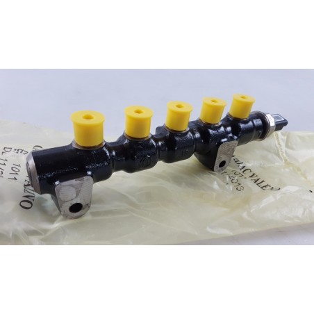 Tube De Distributeur De Carburant PEUGEOT/CITROEN 1570G2 Pièce d'origine oem Tube De Distributeur De Carburant PEUGEOT/CITROEN 1570G2 Pièce d'origine oem