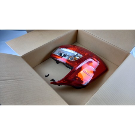 Feu Arrière PEUGEOT/CITROEN 1607955280 Pièce d'origine oem Feu Arrière PEUGEOT/CITROEN 1607955280 Pièce d'origine oem
