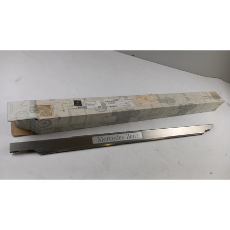 Garniture Pour Seuil MERCEDES-BENZ A4636808635 4636808635 Pièce d'origine oem Garniture Pour Seuil MERCEDES-BENZ A4636808635 4636808635 Pièce d'origine oem