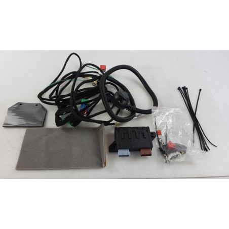 Kit Électrique De Crochet D''Attelage PEUGEOT/CITROEN 1611864380 Pièce d'origine oem Kit Électrique De Crochet D''Attelage PEUGEOT/CITROEN 1611864380 Pièce d'origine oem