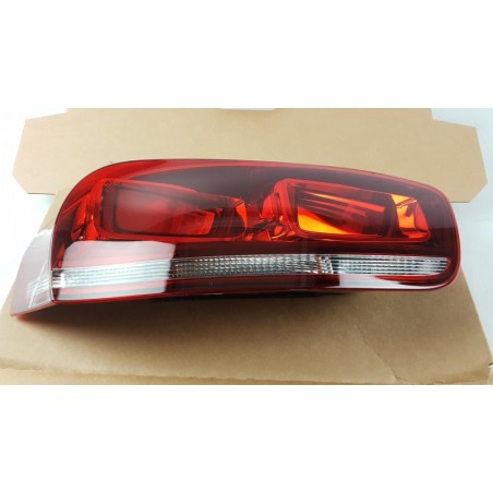 Feu Arrière PEUGEOT/CITROEN 9677502680 Pièce d'origine oem Feu Arrière PEUGEOT/CITROEN 9677502680 Pièce d'origine oem