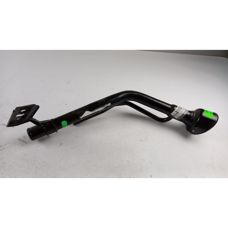 Goulotte De Réservoir De Carburant NISSAN 17221BC40A  Pièce d'origine oem