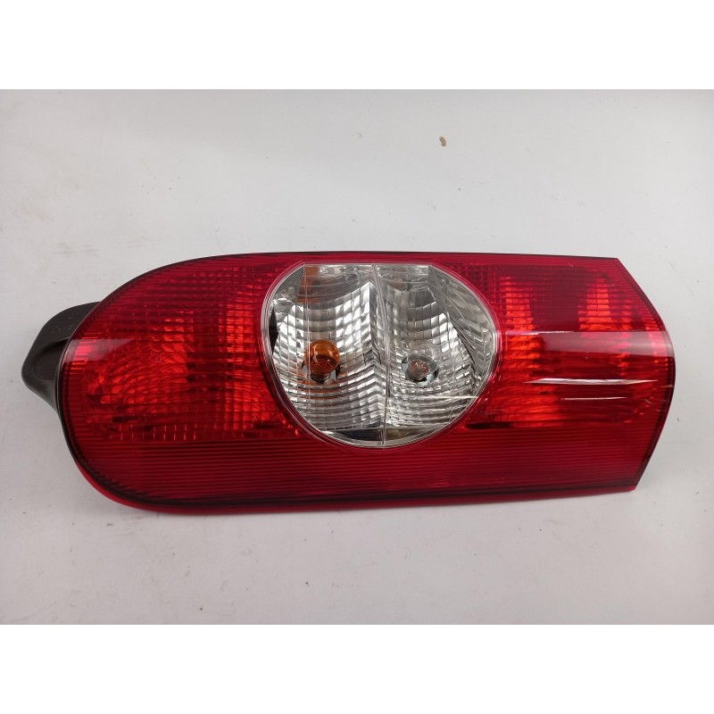 Feu Arrière NISSAN 2655500QAD  Pièce d'origine oem