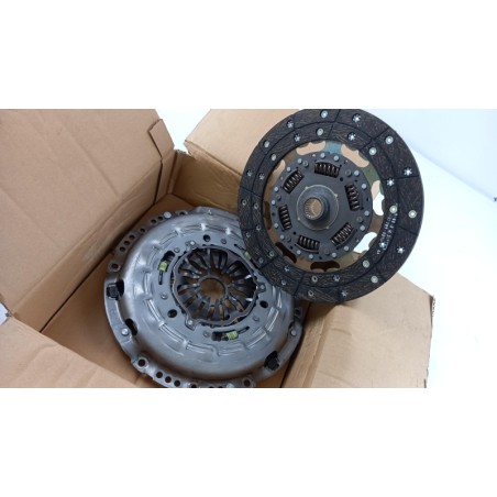 Kit D''Embrayage FORD 1788694 RM8C117540AE Pièce d'origine oem